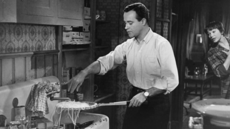 Fotograma de la película 'El apartamento' (1960).